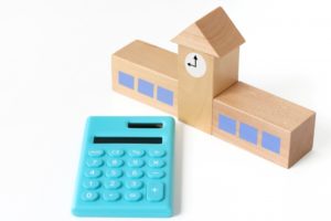 進学には奨学金の活用を！！進学にかかるお金と奨学金のご紹介！